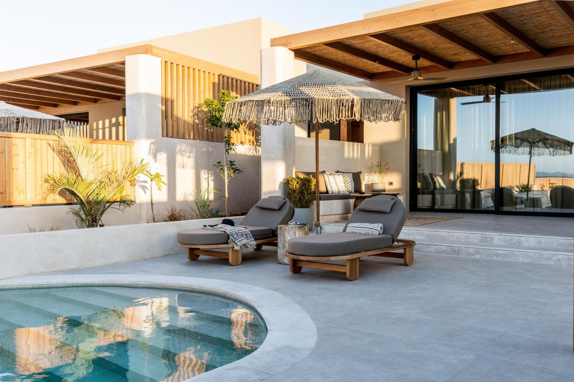 Unique Blue! Resort And Villas Adults Only Karteros Esterno foto