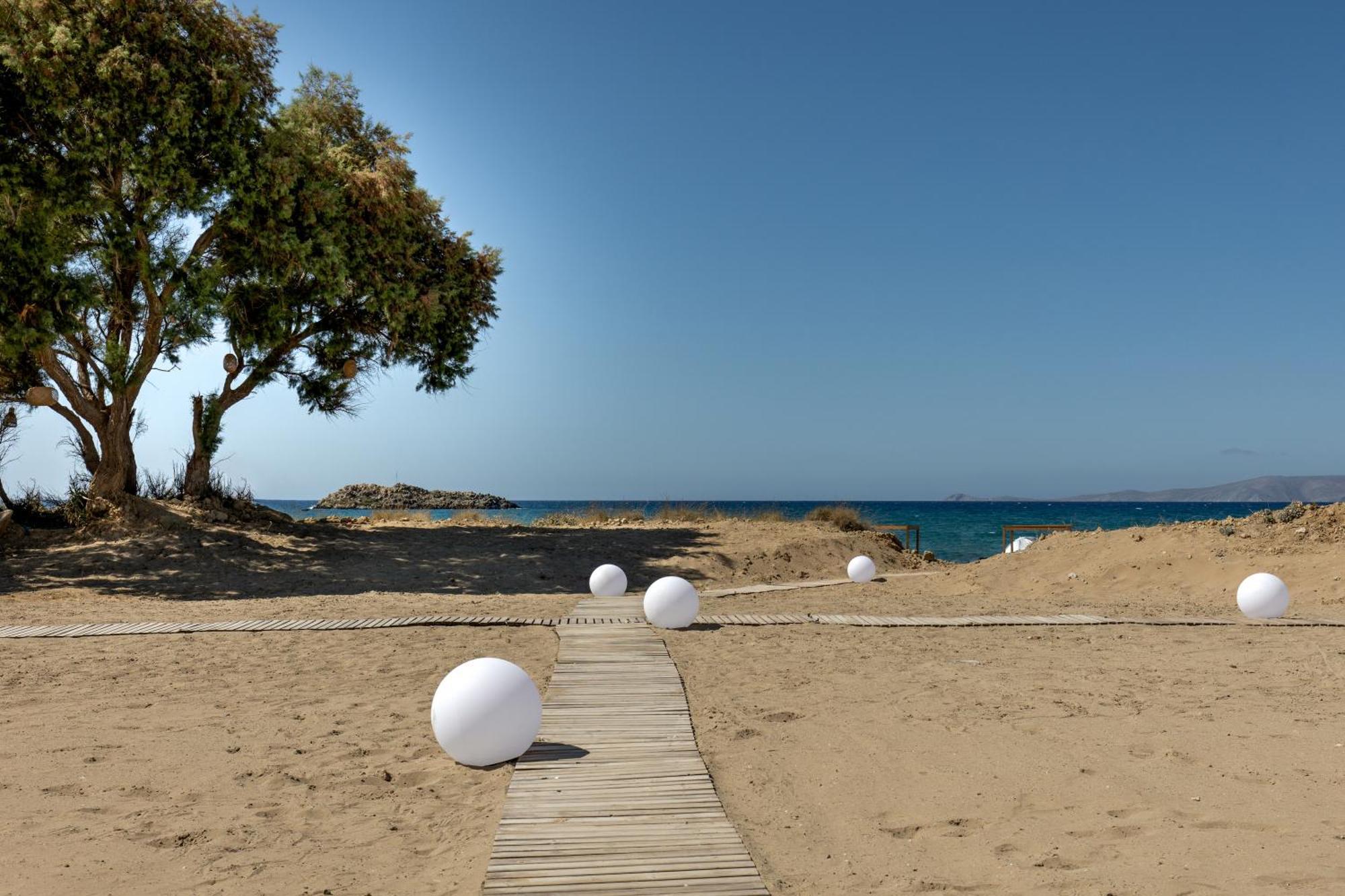 Unique Blue! Resort And Villas Adults Only Karteros Esterno foto